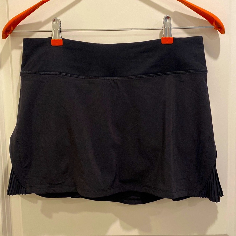 Play it off the Pleats Skirt